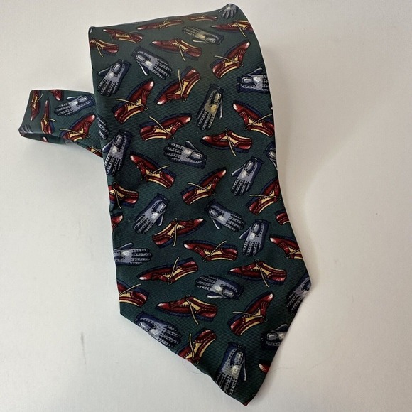 Sutter & Grant Neck Tie, Golf Themed Green/Gray/Red, Shoes & Gloves All Silk USA - Picture 9 of 9